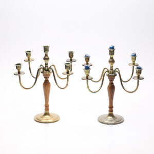 CANDELABROS 2 Uds. brazos metal dorado y pie madera. Par de candelabros de cinco brazos