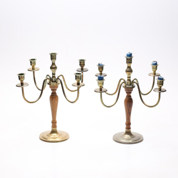 CANDELABROS 2 Uds. brazos metal dorado y pie madera. Par de candelabros de cinco brazos