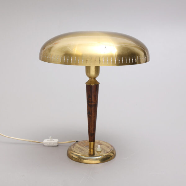 Lámpara de Mesa Sueca – Metal Dorado y Madera, Modelo 74502, SvenskaLampfabriken, Años 50 - Imagen 3
