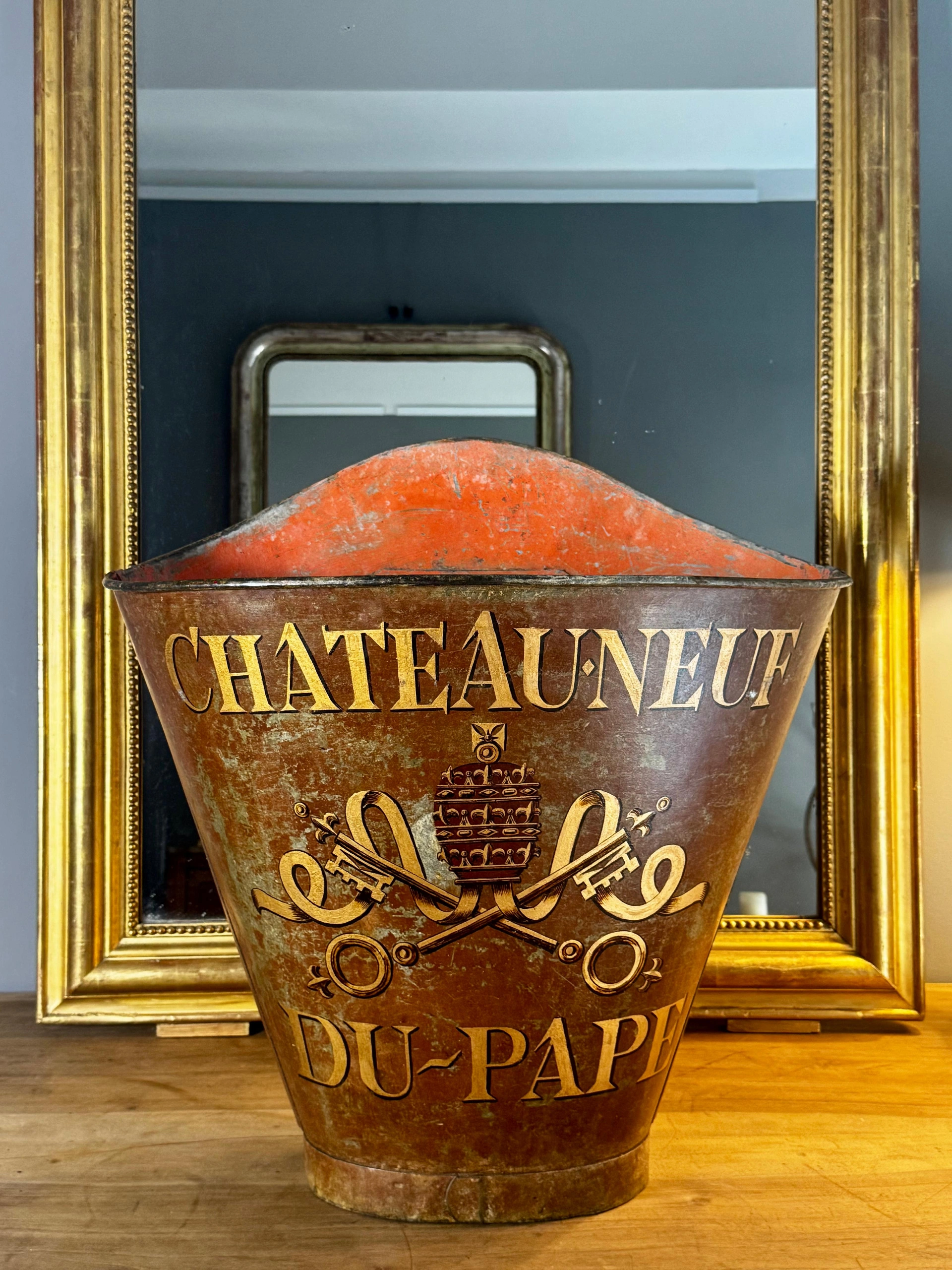 Hotte de vendange de Châteauneuf-du-Pape VENDIDO