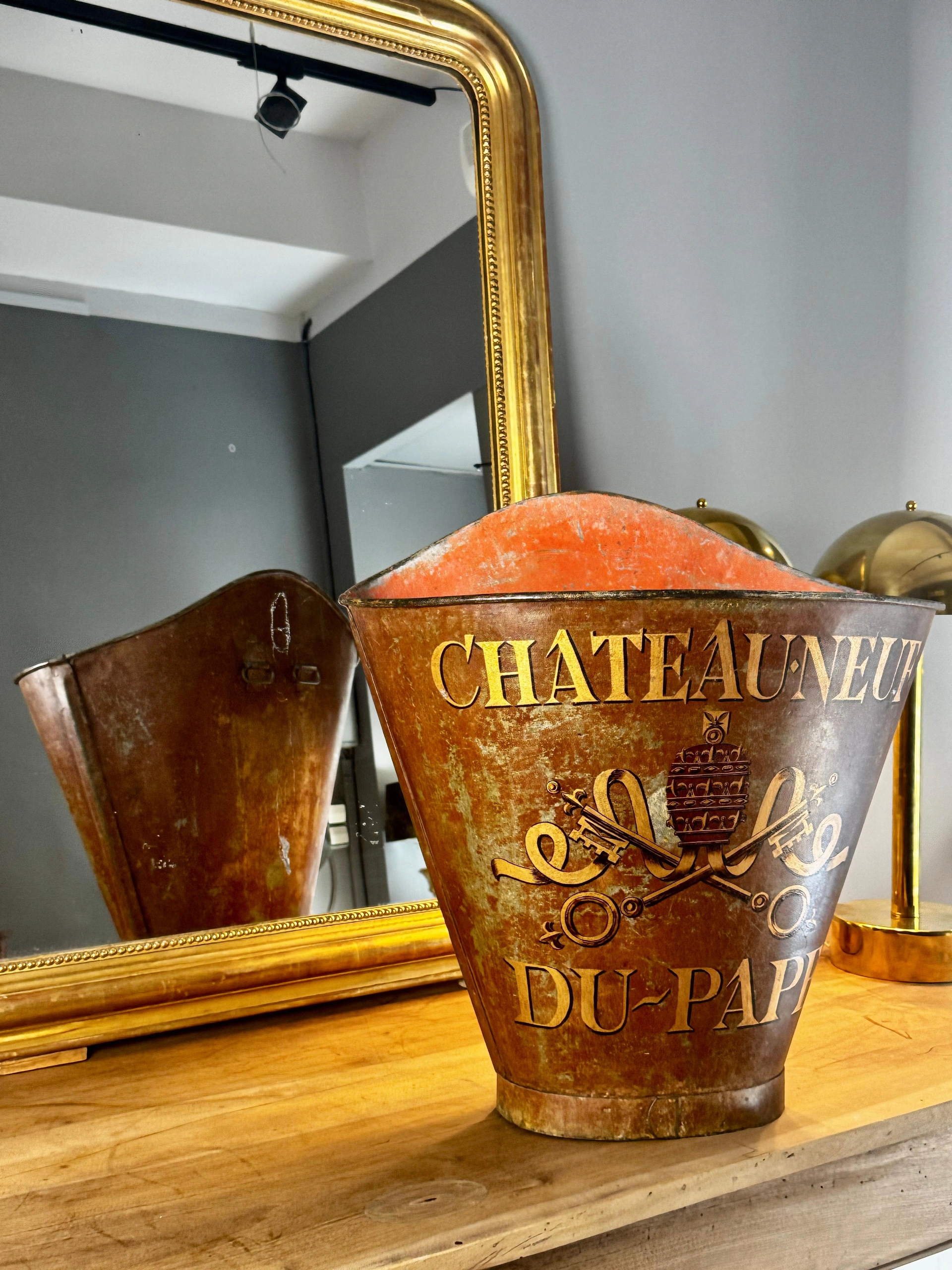 Hotte de vendange de Châteauneuf-du-Pape VENDIDO - Imagen 2