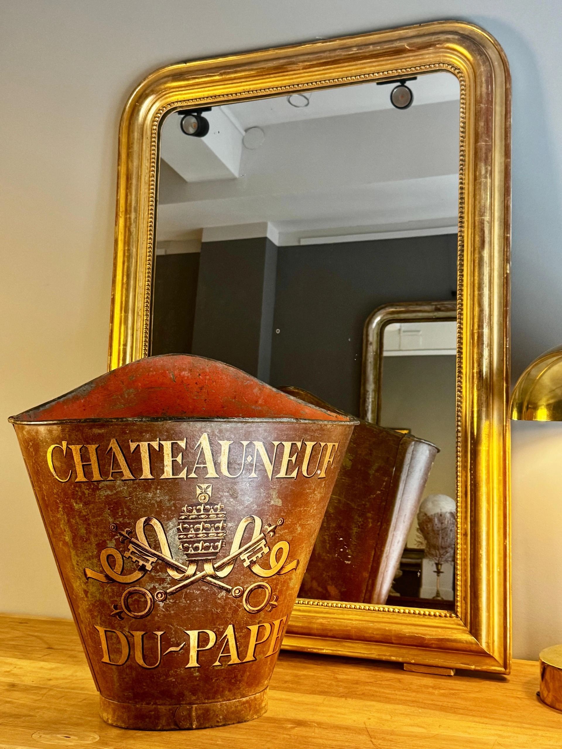 Hotte de vendange de Châteauneuf-du-Pape VENDIDO - Imagen 3